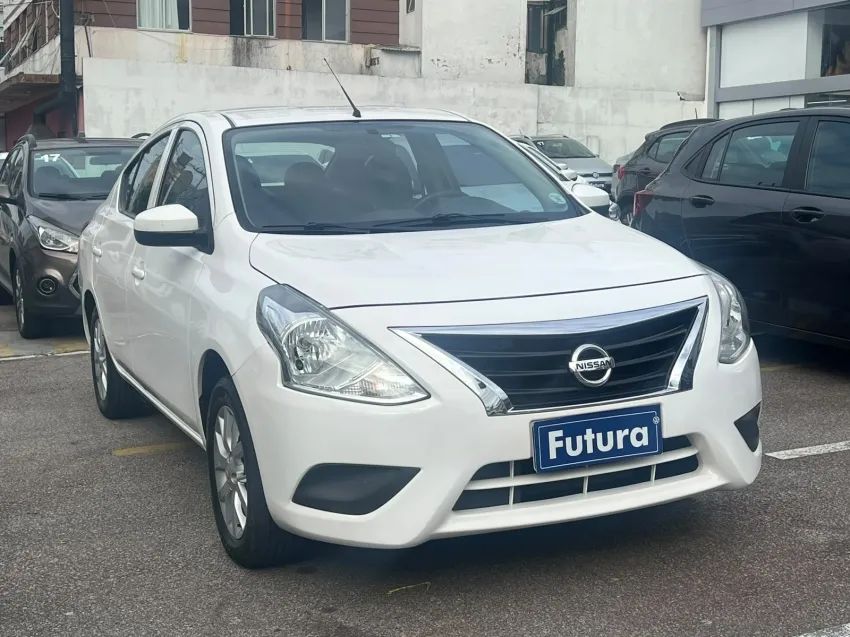 Nissan Versa S 1.0 12V Flexstart 4P Mec. 2017 - Foto 3