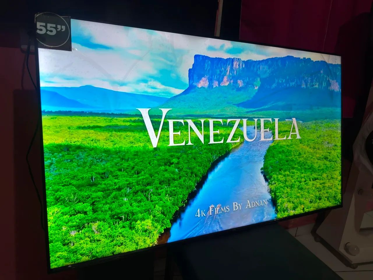 Smart TV LG 55 polegadas 4K borda infinita comando de voz com Alexa na caixa completa - Foto 3