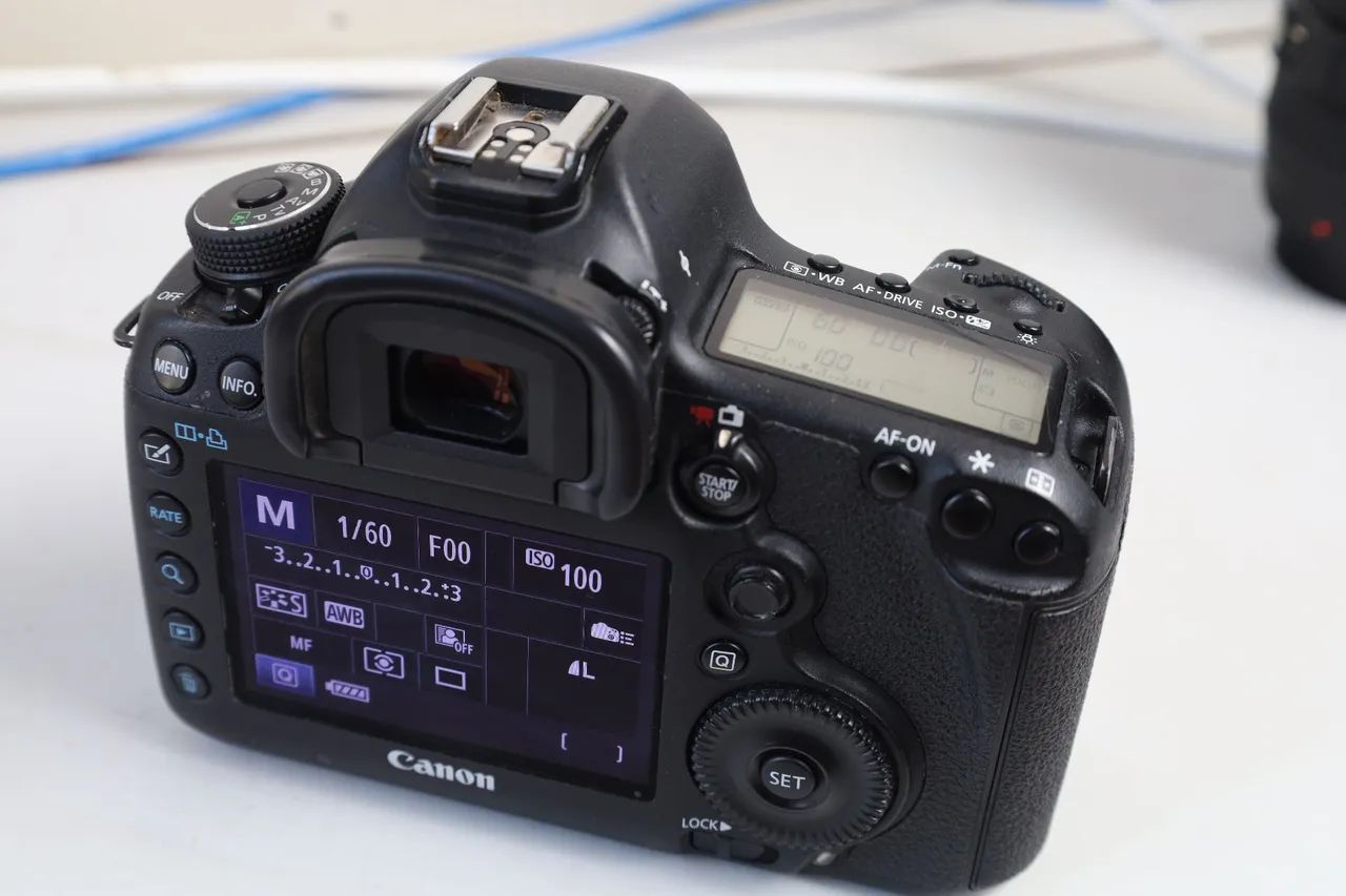 Canon 5d mkiii - Foto 2