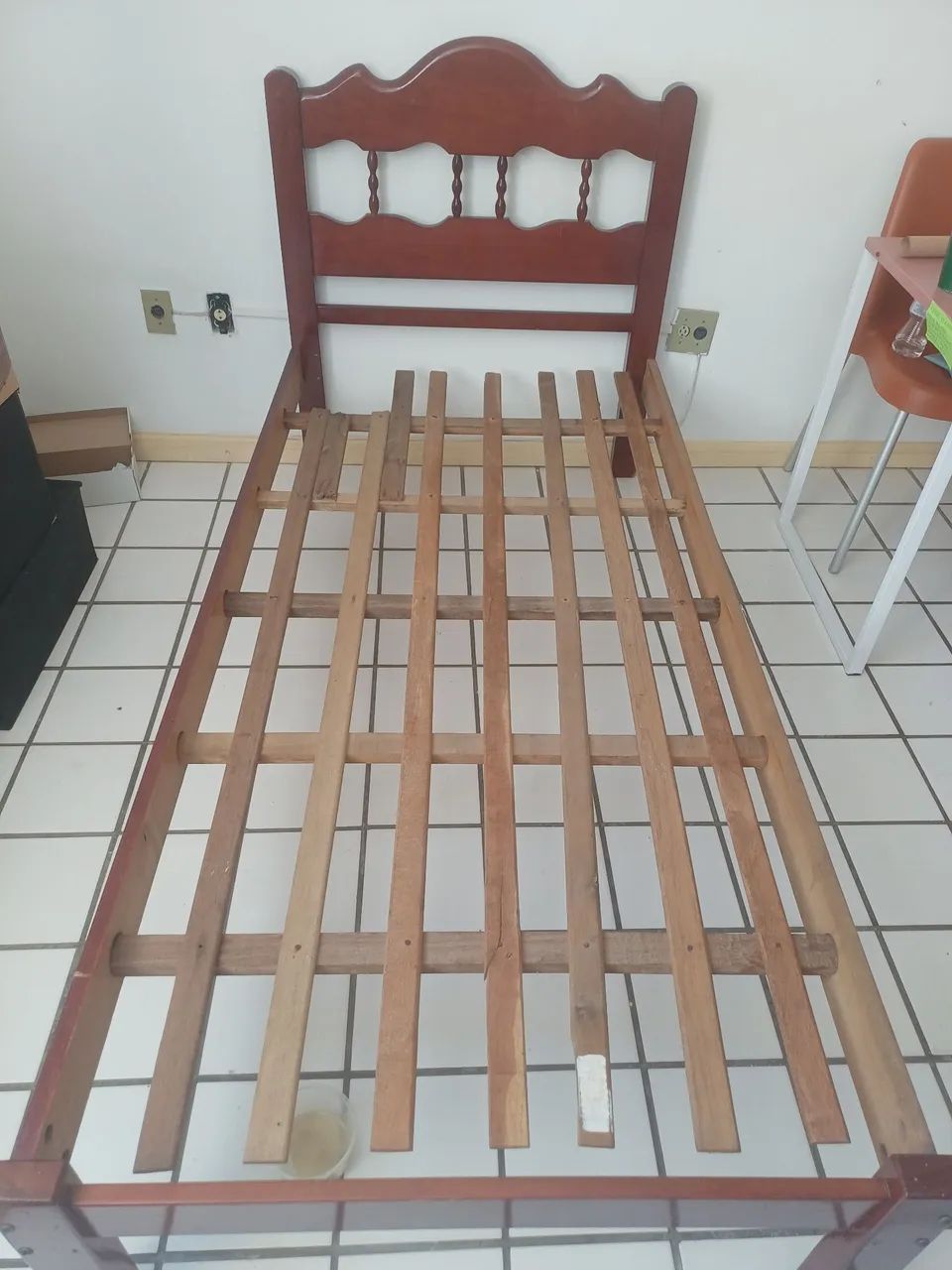Cama solteiro (madeira) - Foto 3