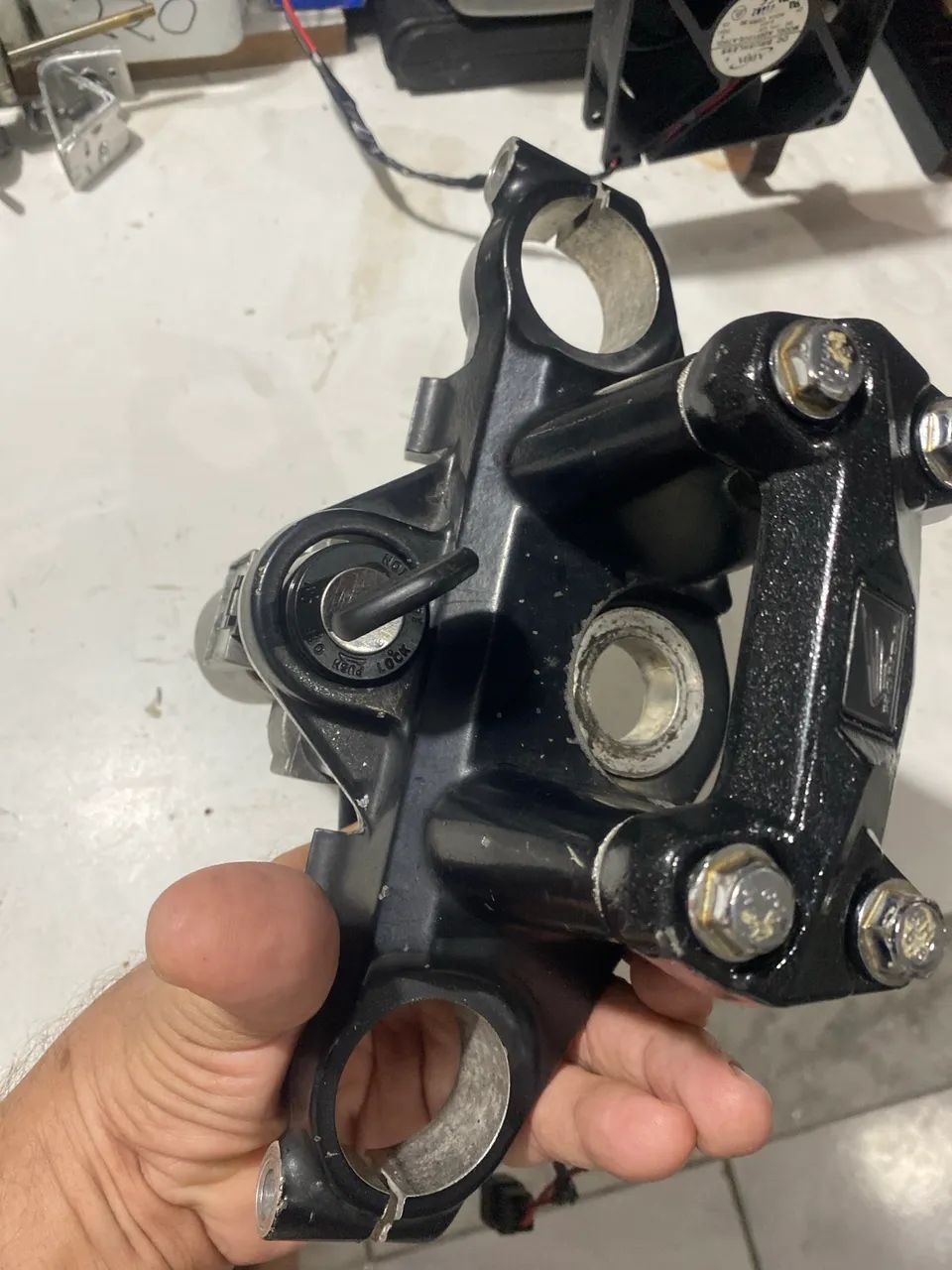 Mesa superior da Moto CB Twister 250 - Foto 4