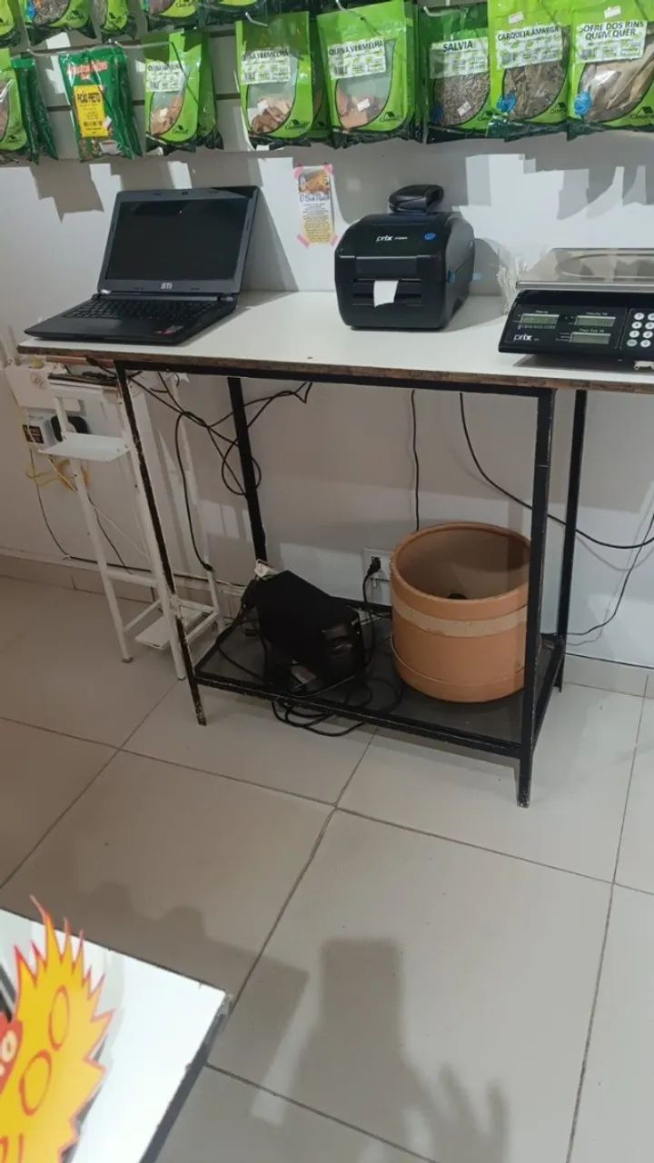 Moveis, aparelhos e eletroeletrônicos de loja de produtos naturais...  - Foto 2