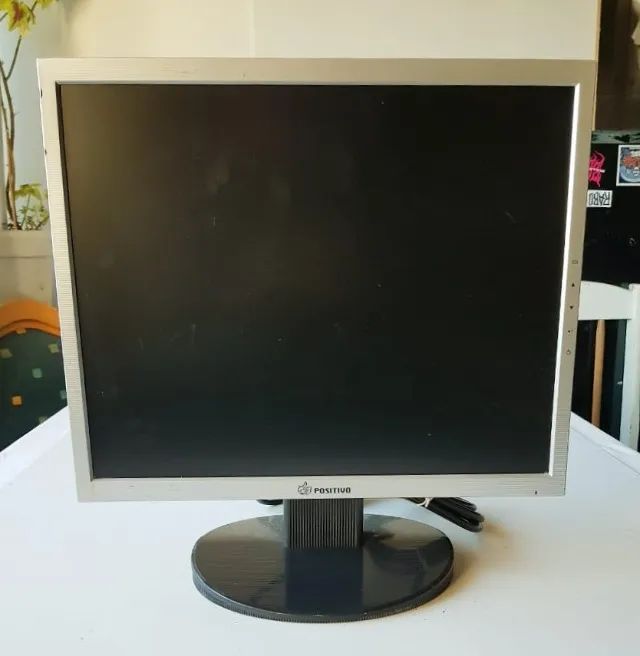 Monitor LCD 17 Polegadas - Positivo (Modelo L1753TQ) - Usado - Funcionando - Foto 2
