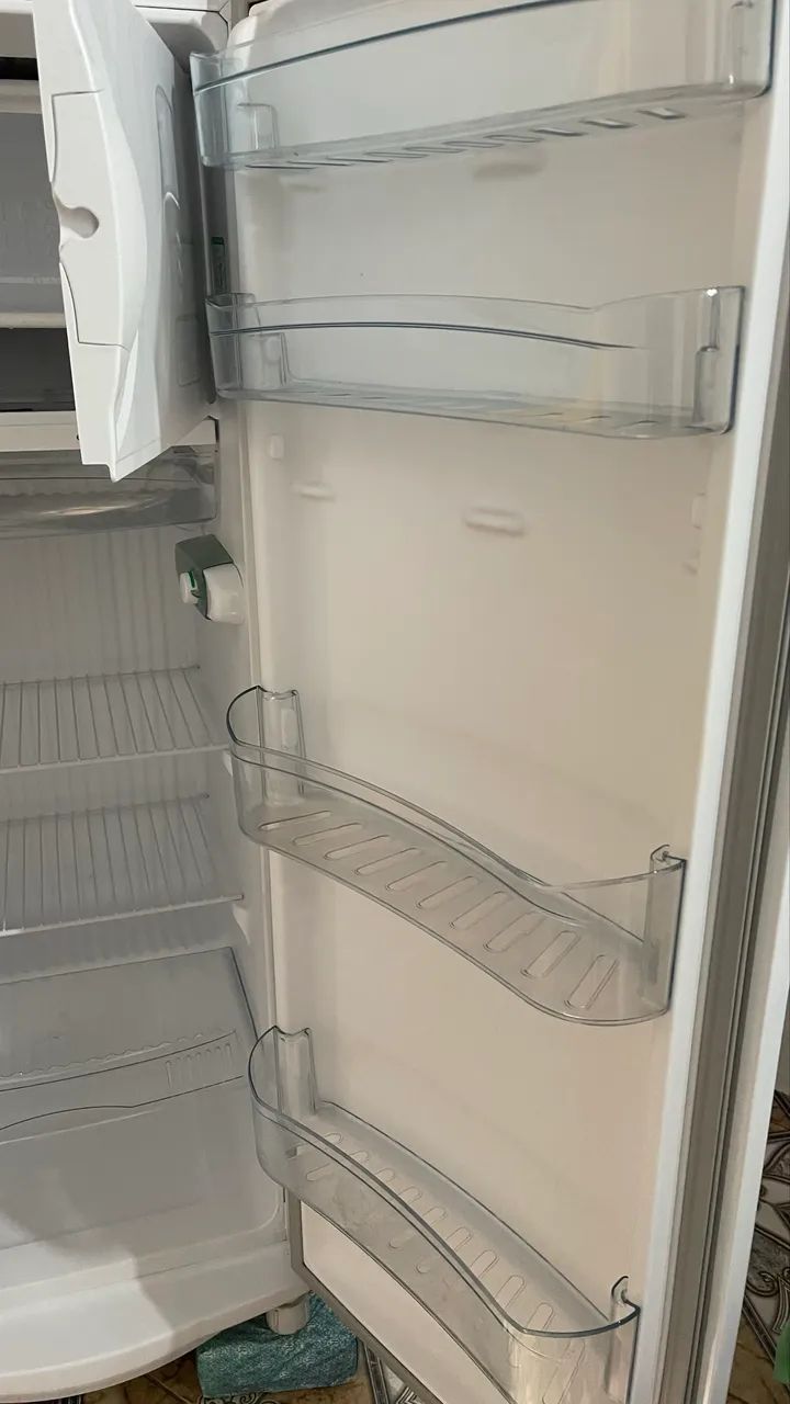 VENDE-SE GELADEIRA  - Foto 5