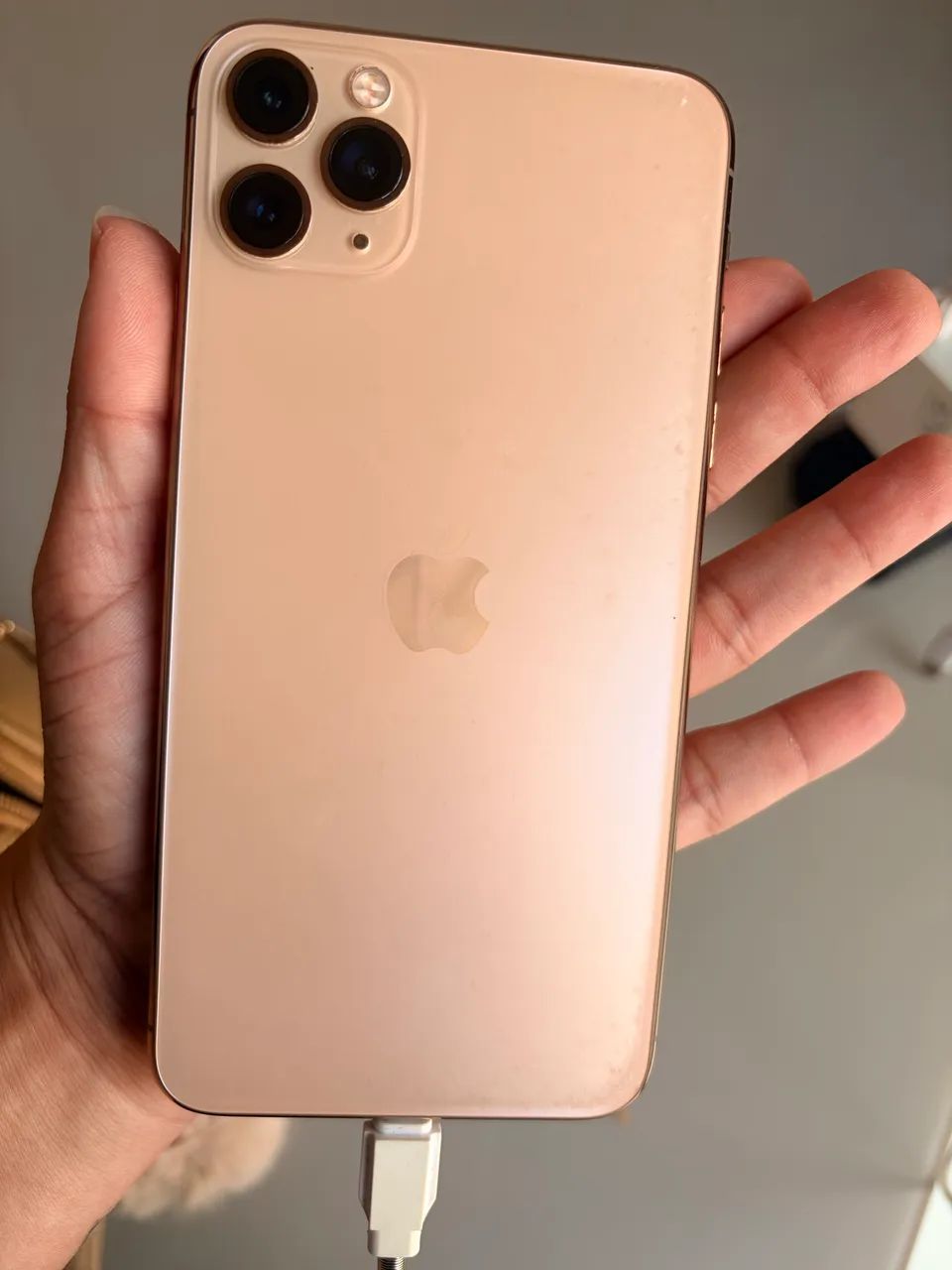 iPhone 11 Pro Max 64 - Foto 2