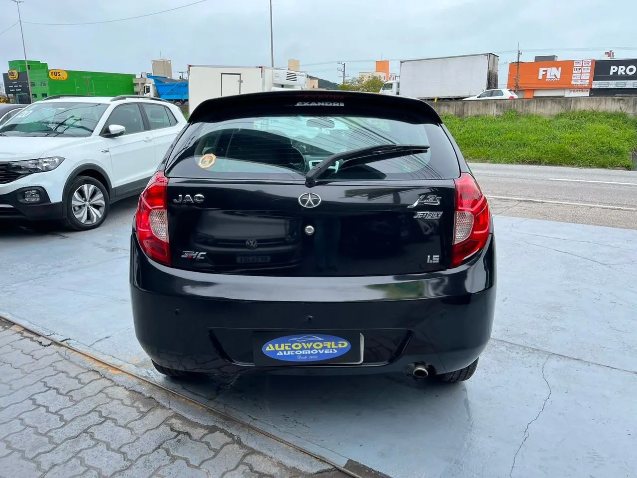 JAC J3 S 1.5 Jet Flex 16V VVT 5P 2015 - Foto 5