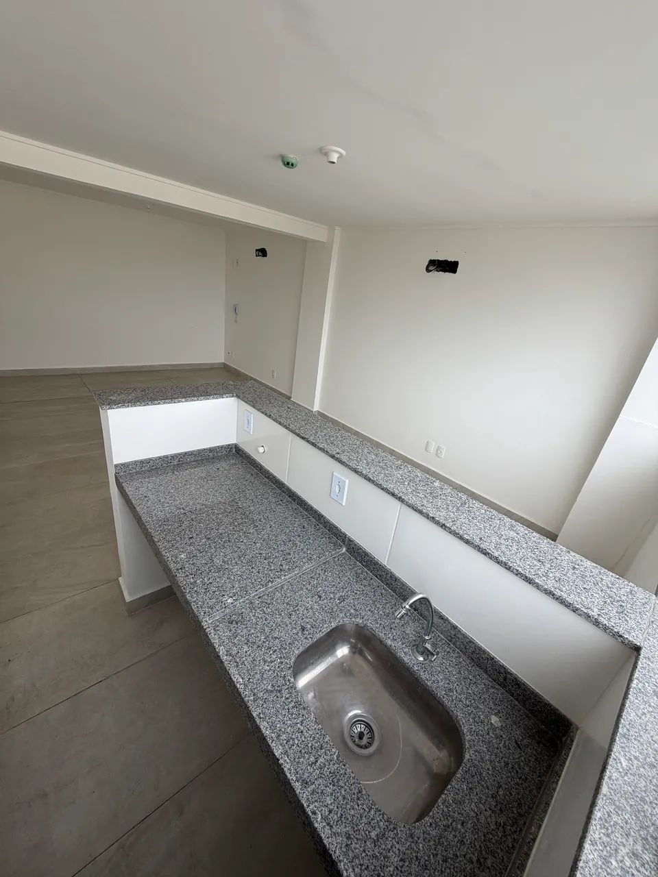 Sala 30m2 em Ed com elevador em laranjeiras  - Foto 2