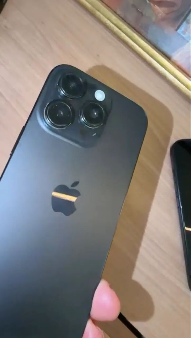 iPhone 16 Pro (256gb) - Foto 3