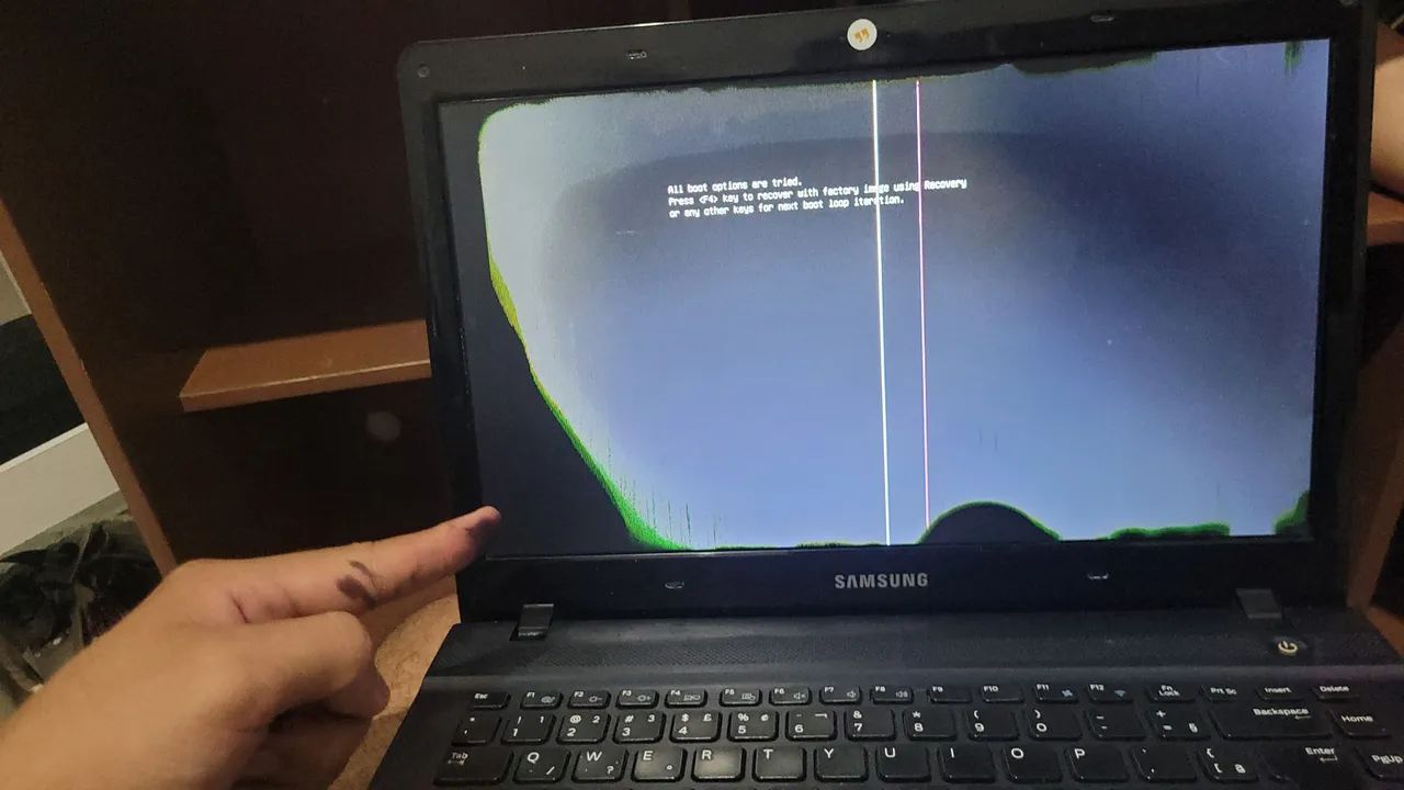 Notebook Samsung NP275E4E - Foto 3