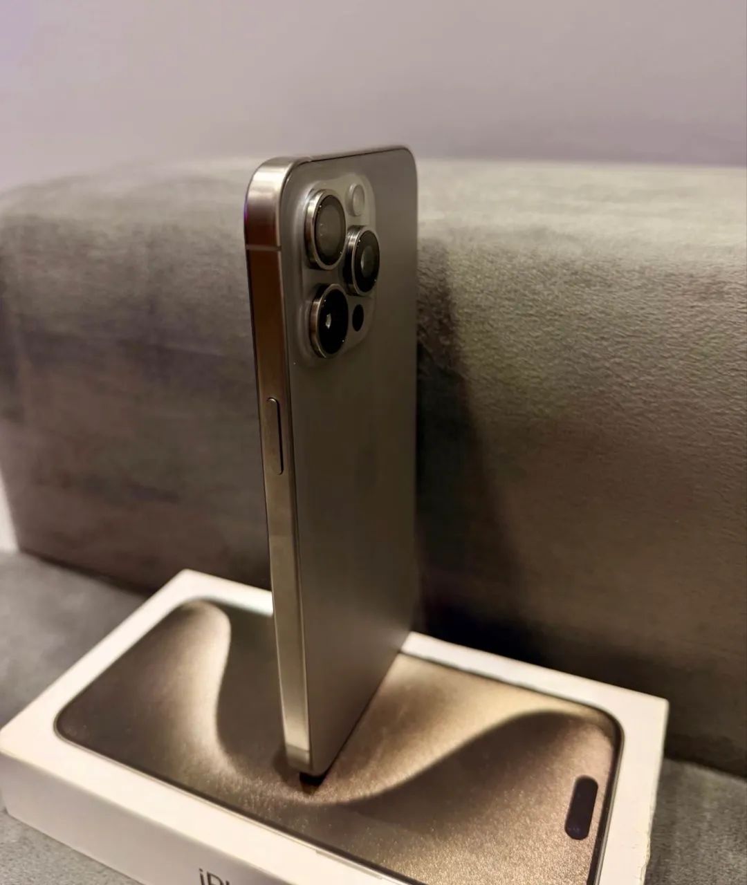 VENDO IPHONE 15 PRO MAX 