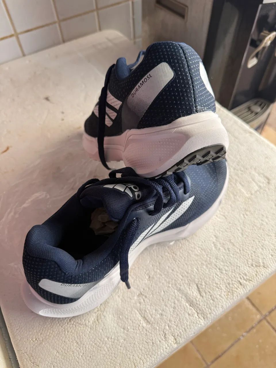 Tênis adidas  - Foto 4