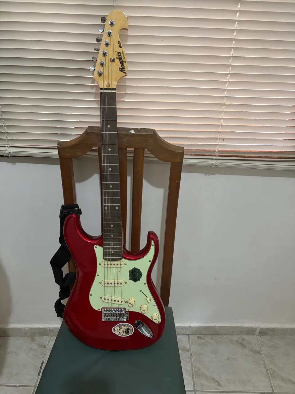 Guitarra Washburn signature Stevie Salas - Instrumentos musicais