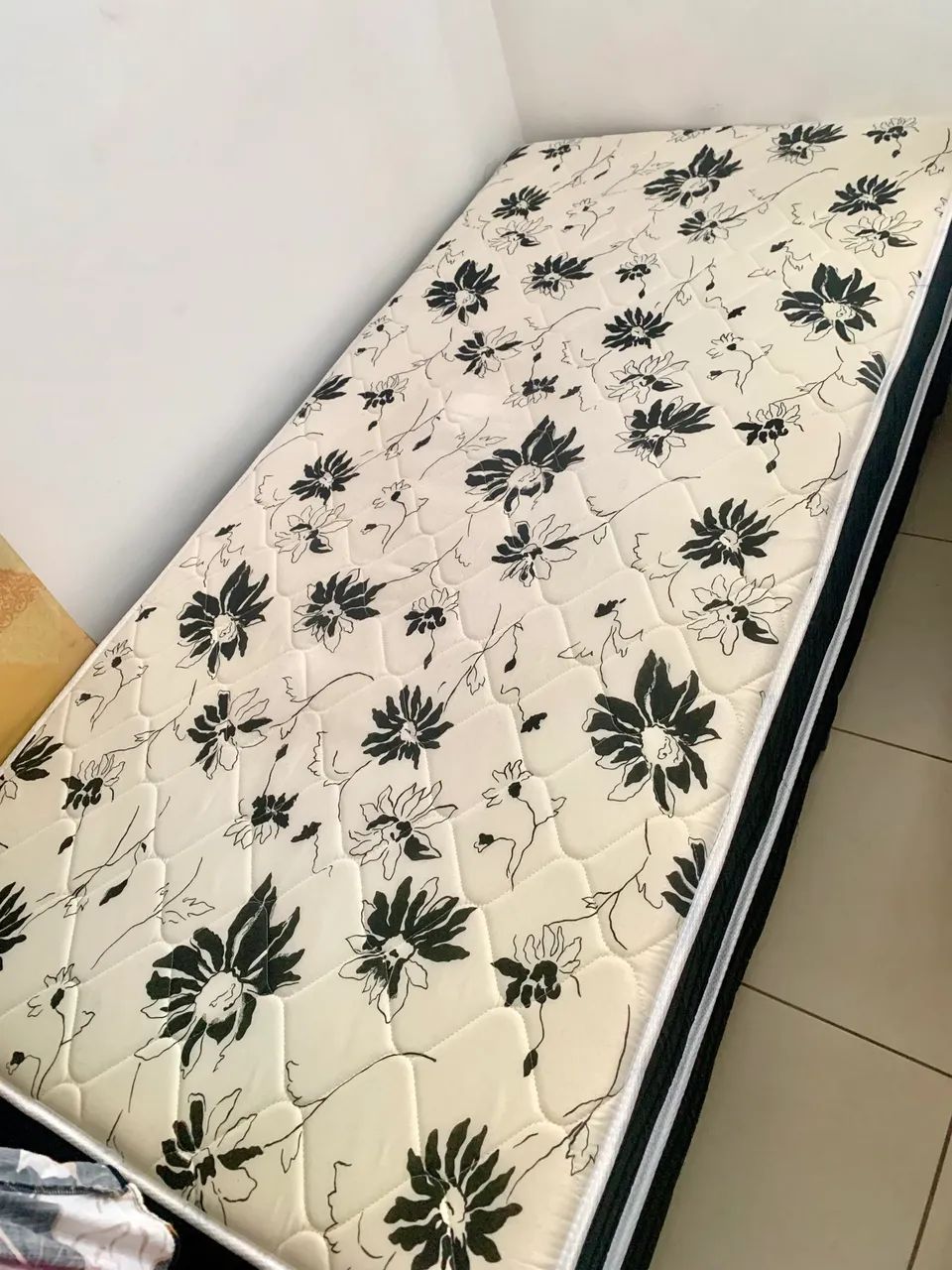 Cama de solteiro Ortobom (Aceito propostas!)