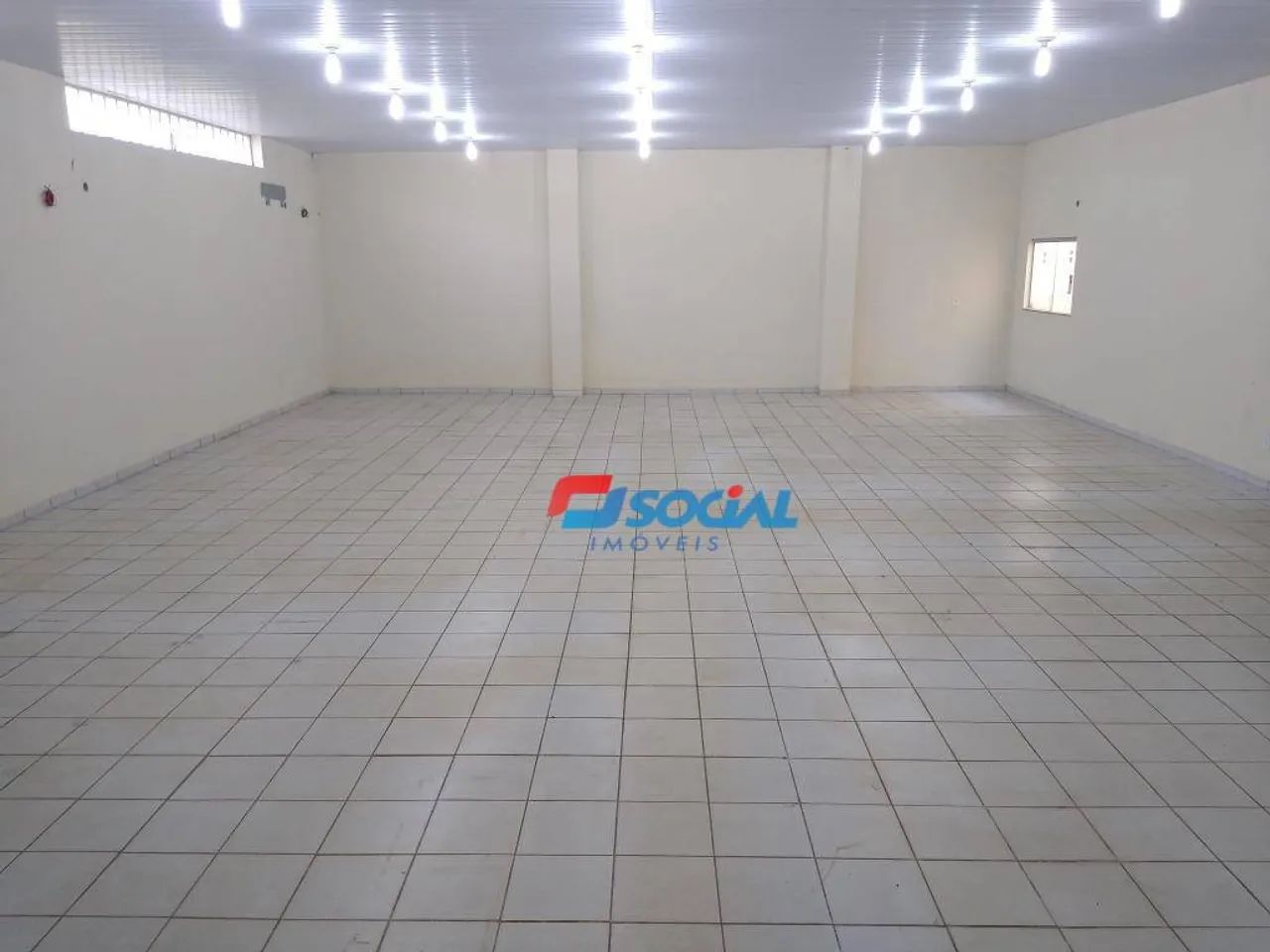 Prédio comercial para locação com amplo espaço e localização privilegiada. R: Presidente D - Foto 4