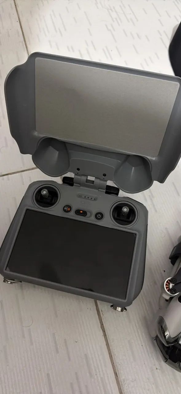 DJI Mini 4 Pro Fly More Combo - Excelente estado - Foto 4