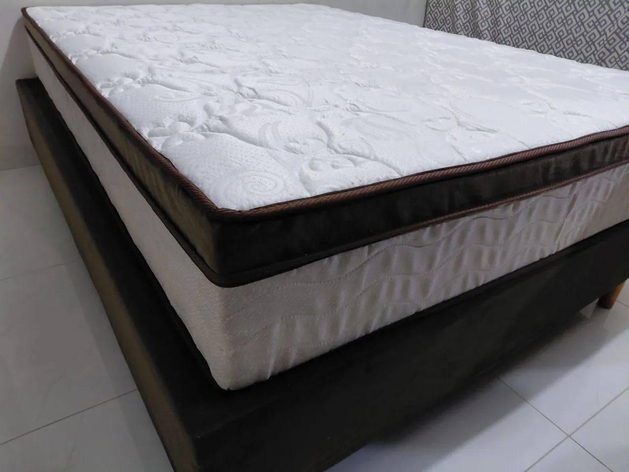 Cama box casal