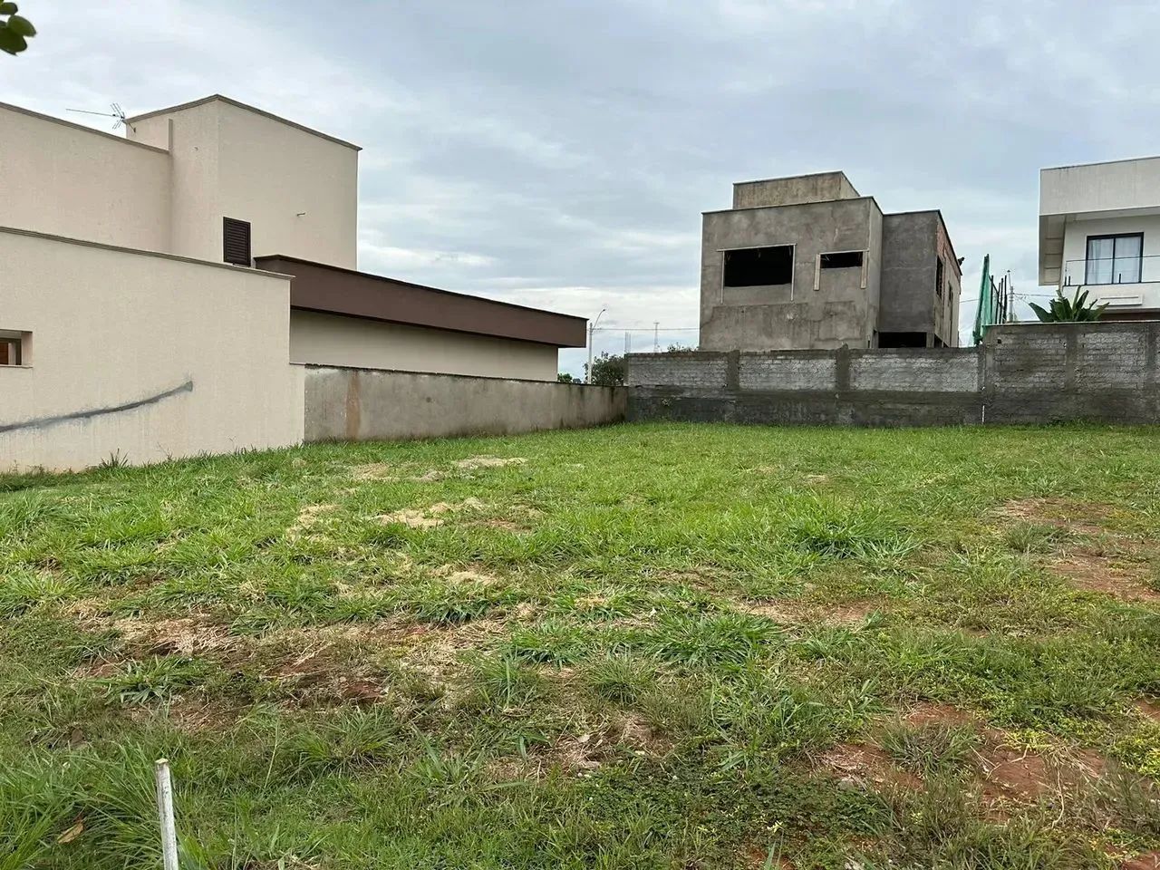 Lote 312,00m² - Parqville Jacaranda