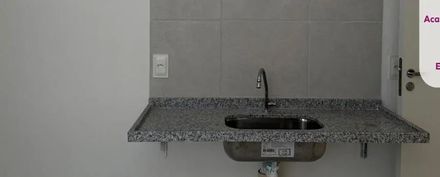 Vende-se pia de cozinha com Cuba inox 