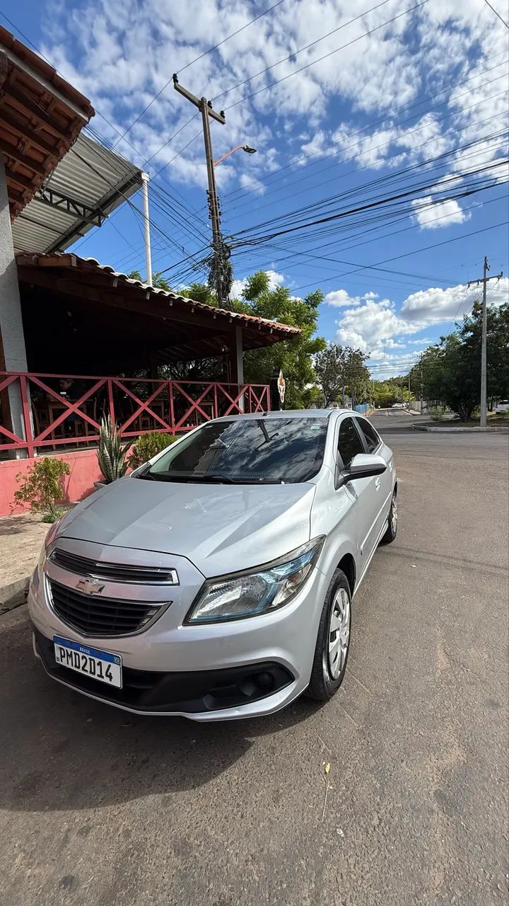 Chevrolet Onix ONIX HATCH LT 1.4 8V FlexPower 5p Mec. 2015