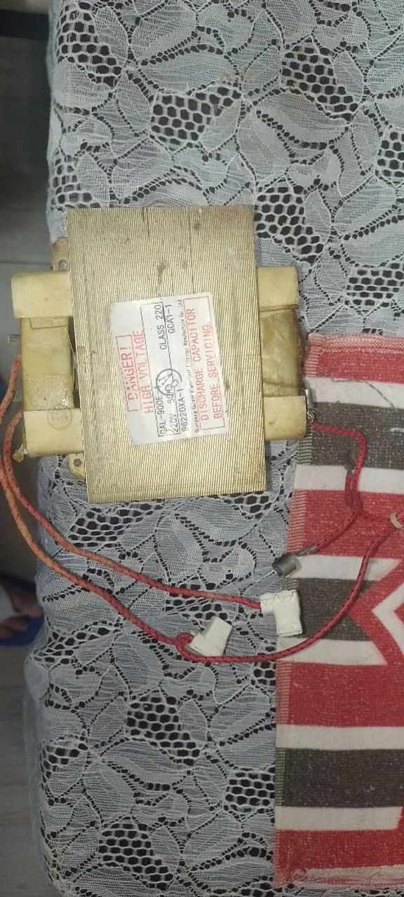 Transformador para microondas