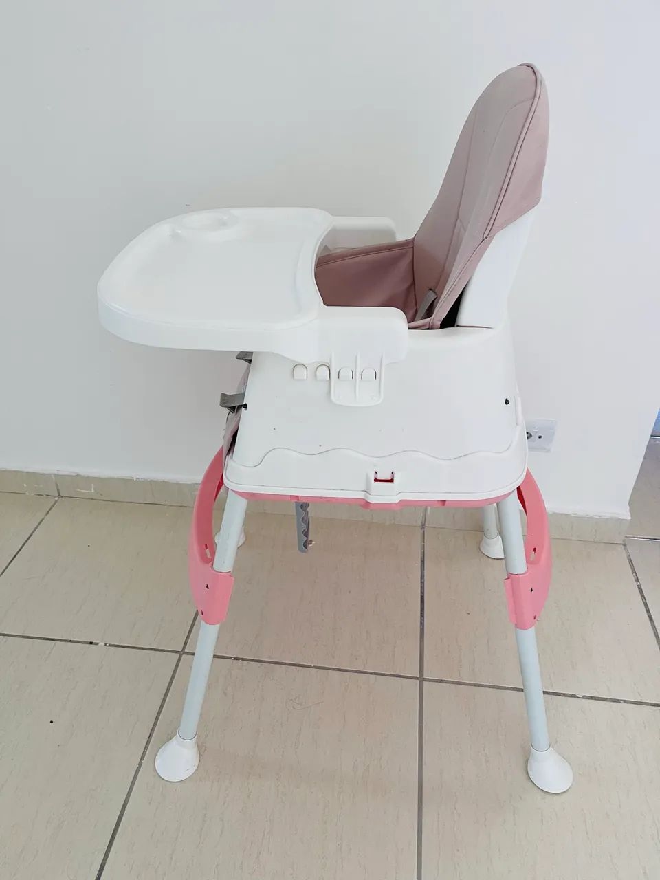 Cadeira alimentação  - Foto 2