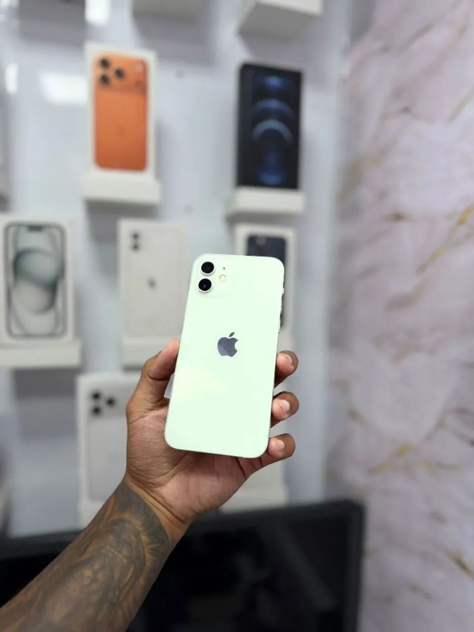 IPHONE 12 128GB VERDE<br>R$ 1.799,00