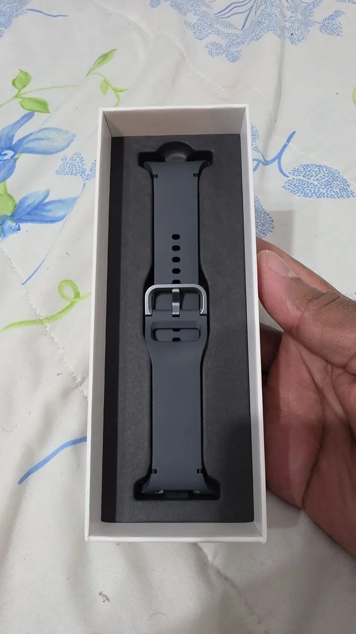 Samsung watch 8 LTE 40mm  - Foto 2
