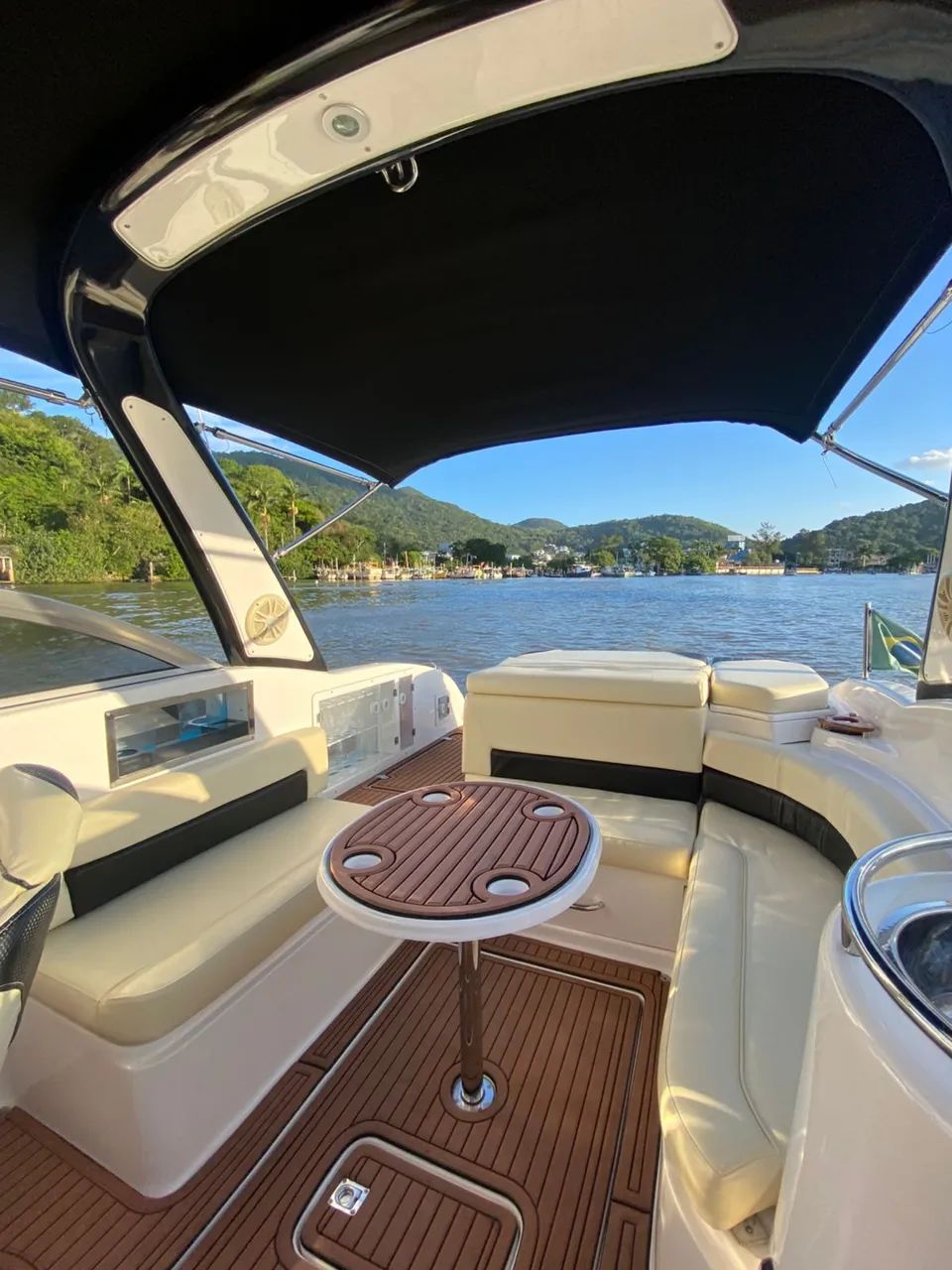 Lancha Evolve 275 2017