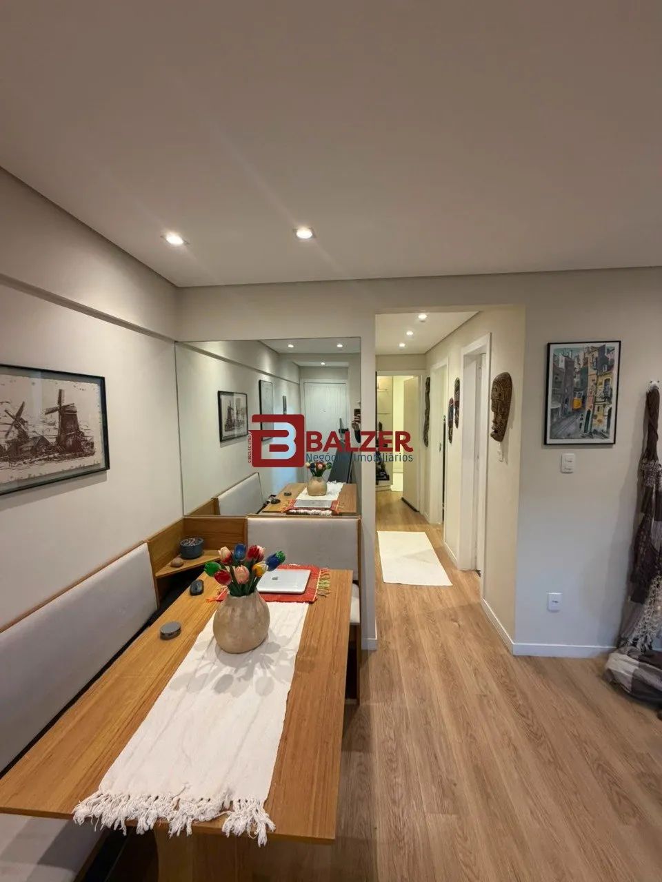 Apartamento 2 dormitórios com garagem - Foto 2