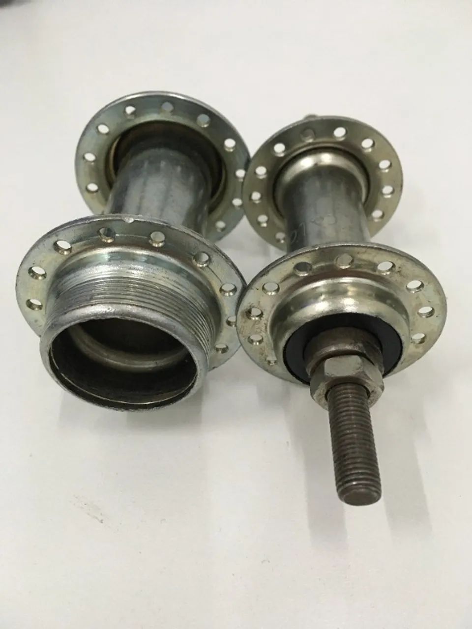 Par de Cubos 28 furos Originais Caloi Para Berlinetas. - Foto 6