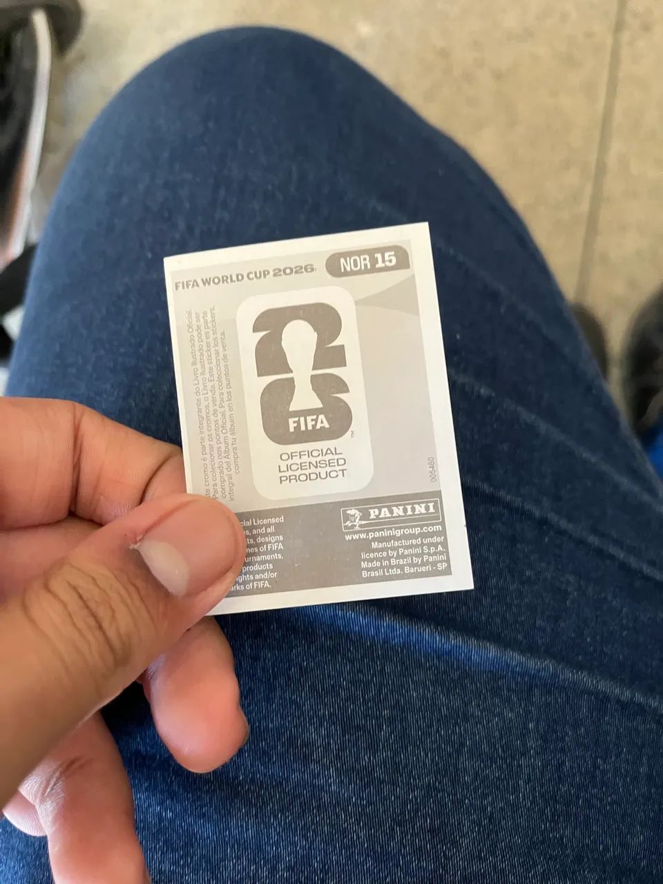 Vendo figurinha haaland