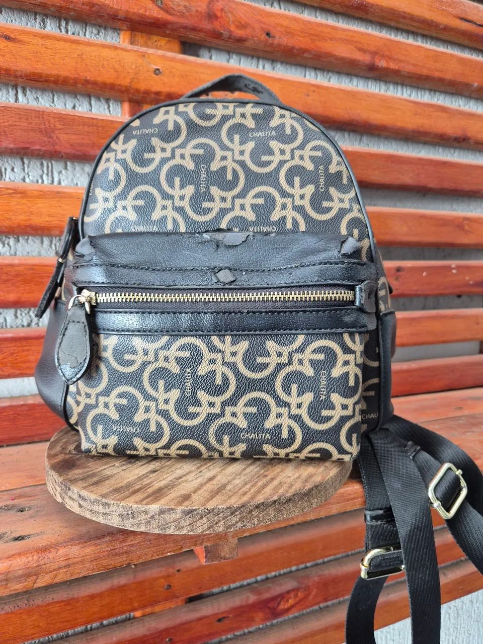 Bolsa mochila com alças largas