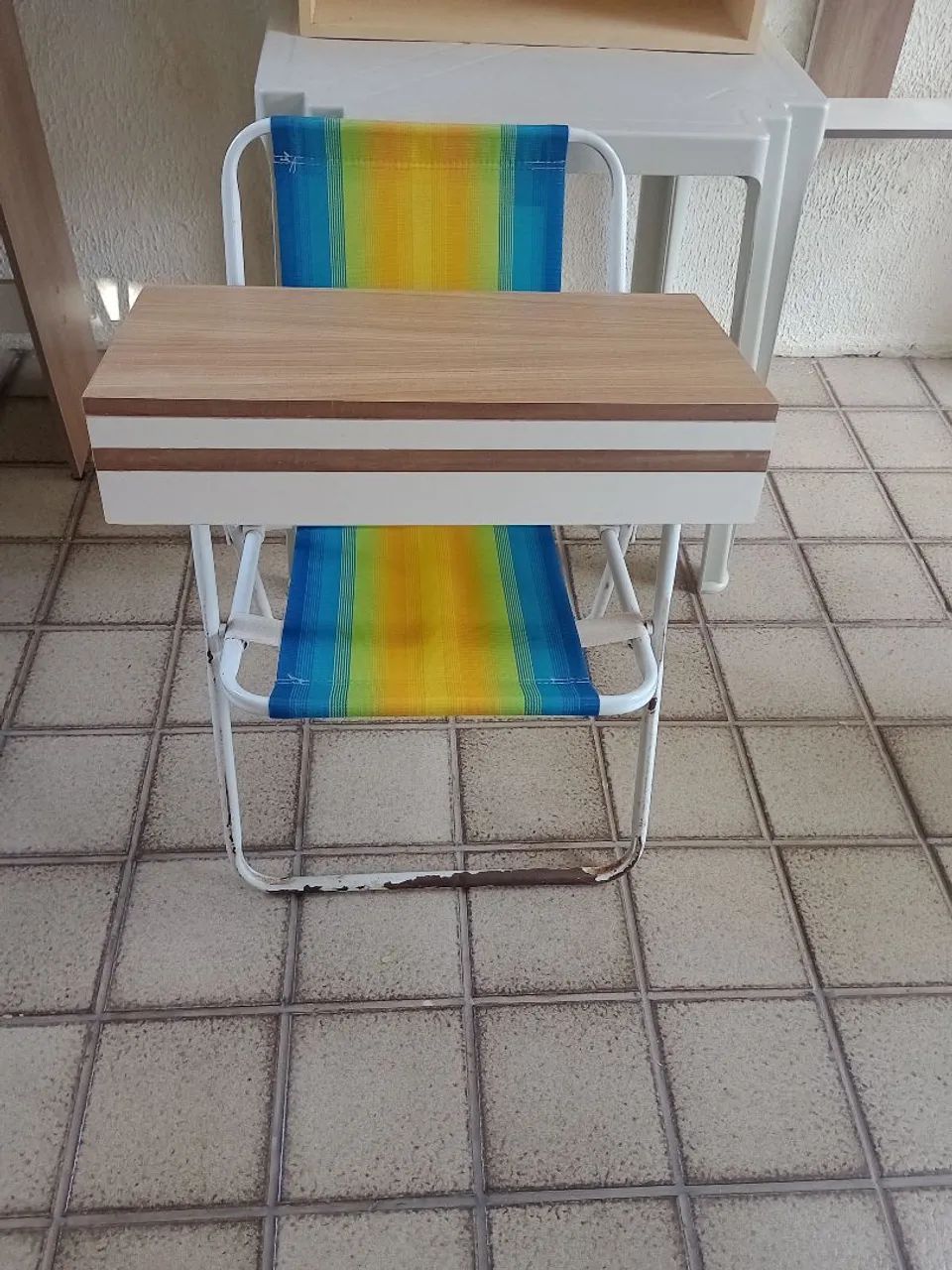 Um pequeno penteadeira camarim  - Foto 4