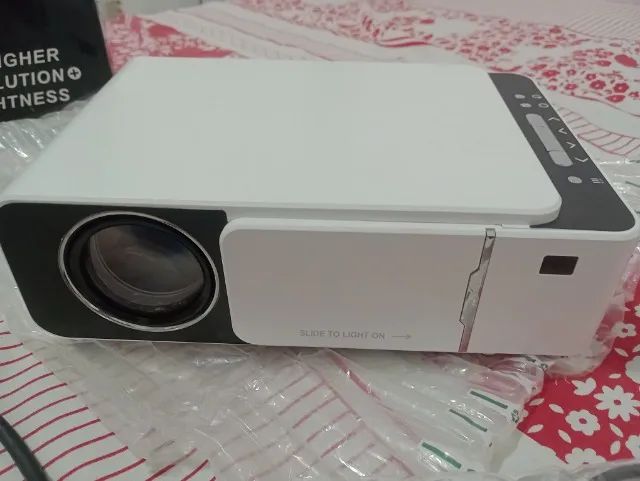 Projetor HD multimídia *