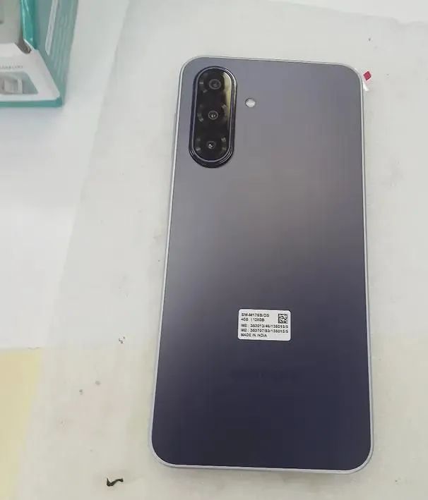 Telefone novo tenho caixa e nota fiscal  - Foto 4