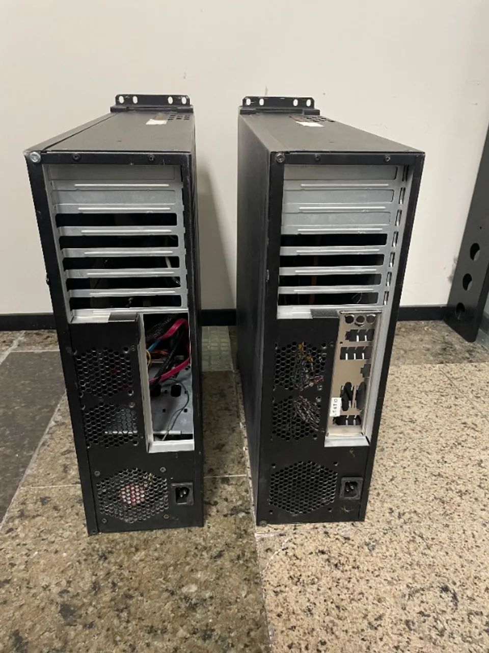Gabinete slim rack para servidor - Foto 5