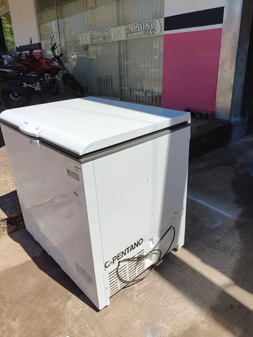 Frizzer Cônsul 300 litros