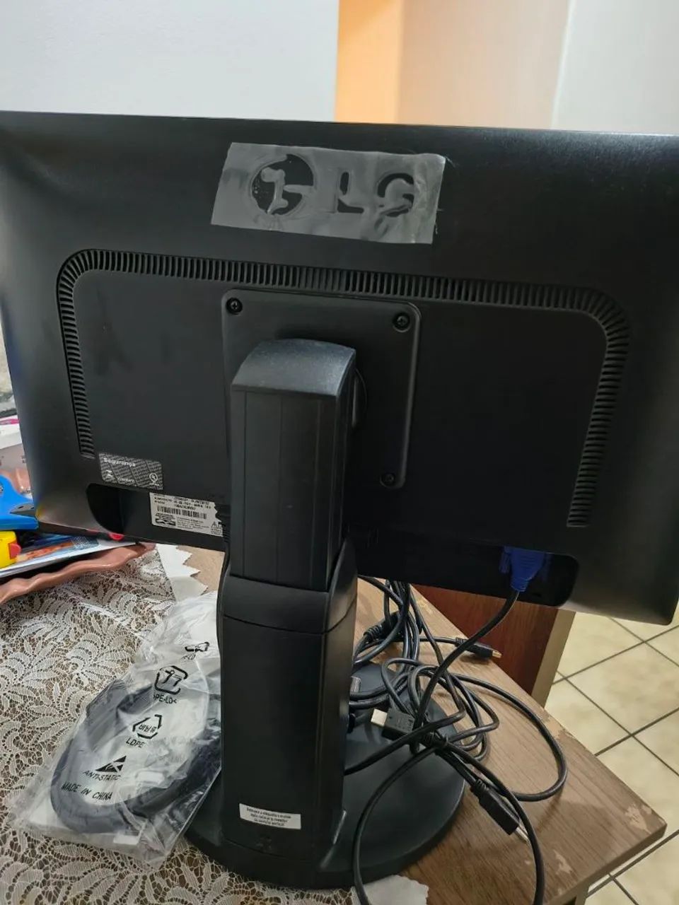 Monitor LG LED IPS 21,5" - Foto 3