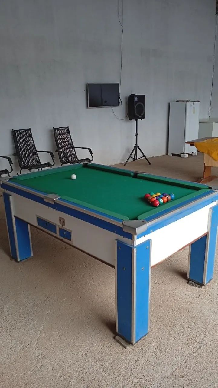 Vende-se essa sinuca completa,perfeita e semi nova.