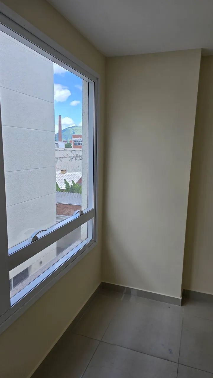 Alugo sala comercial em Bangu, 23m²