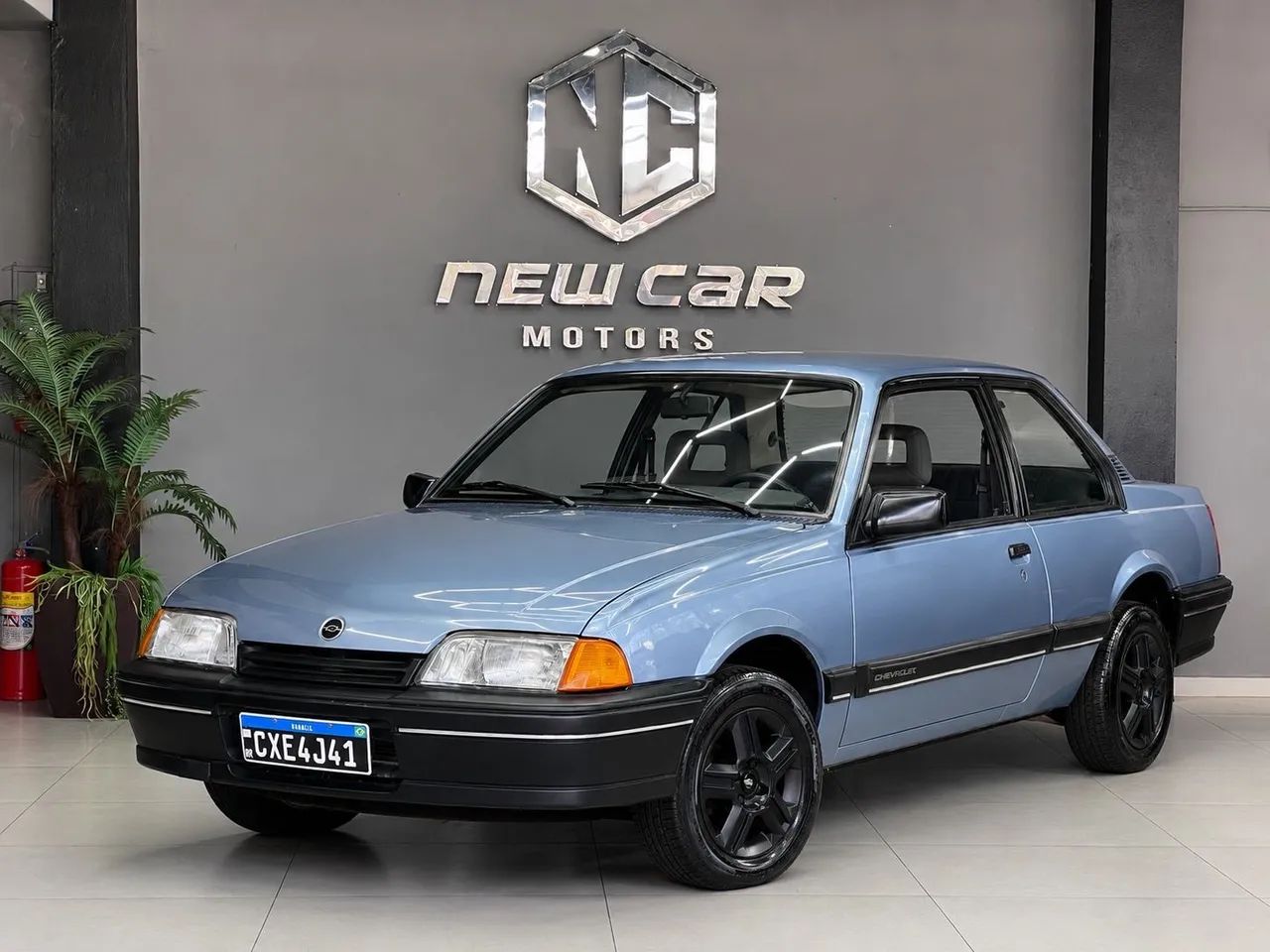 Chevrolet Monza Classic SE 2.0 /mpfi E EFI 2P E 4P 1992