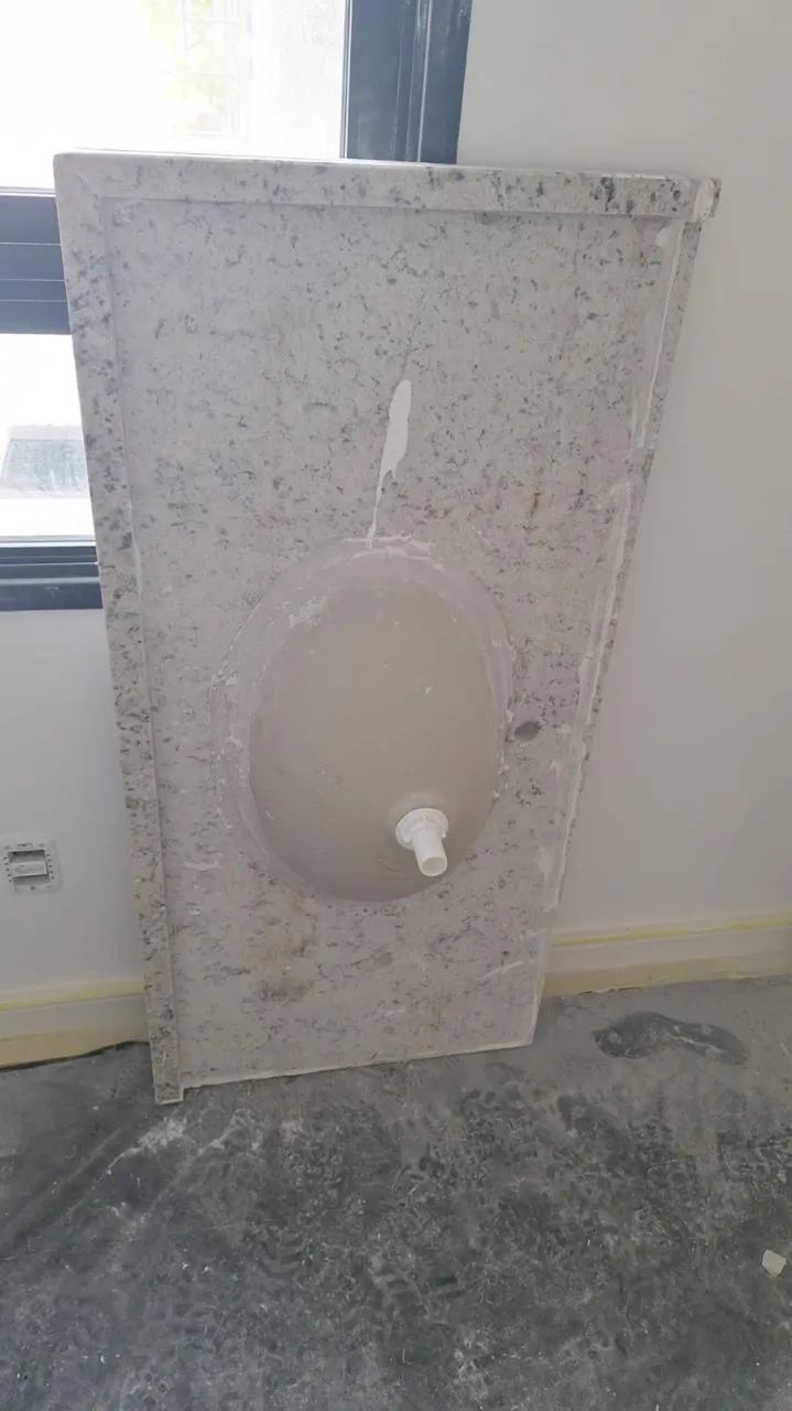 Bancadas de banheiro e lavanderia 