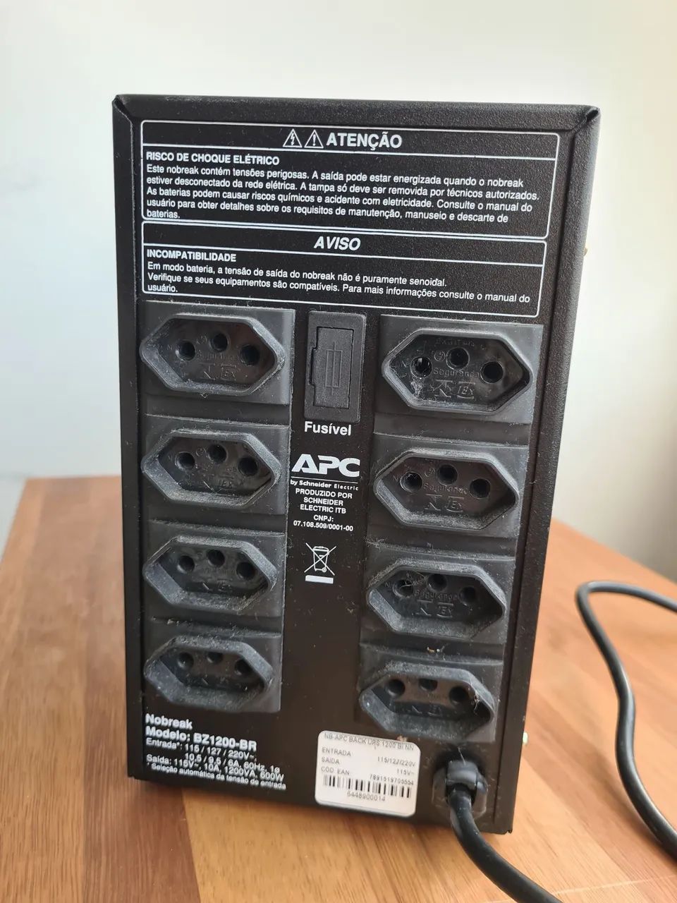 No-break APC BACK-UPS 1200 - Foto 3