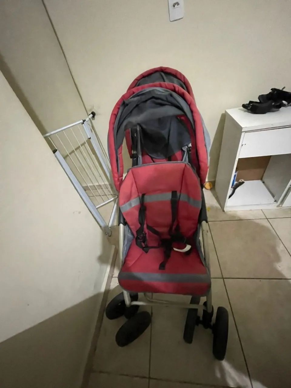Carrinho de bebe Gemeos