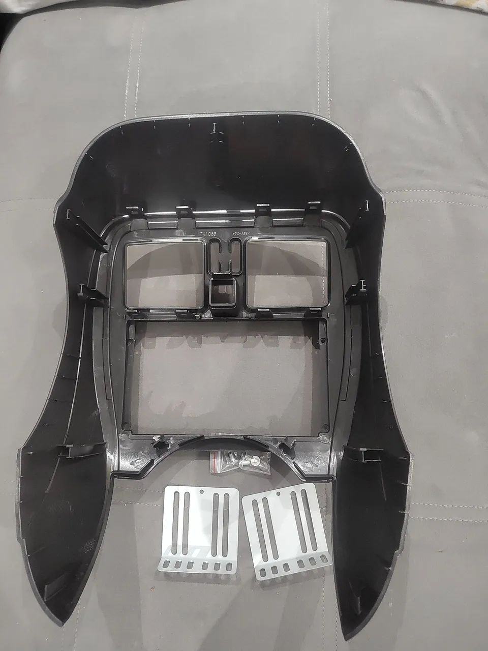 Moldura para Multimídia 9 " - Compatível com Nissan march e Versa - Foto 4