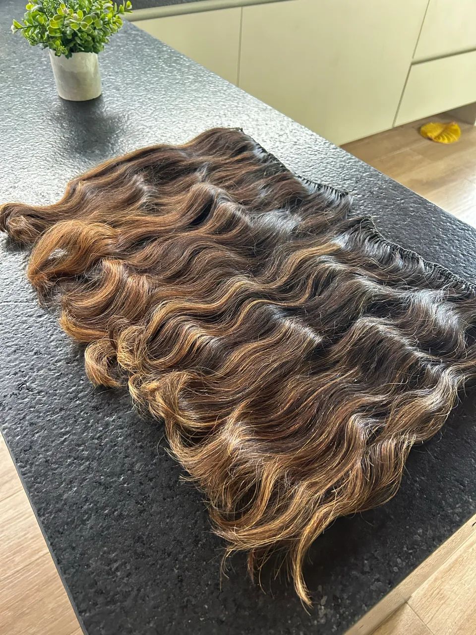 MEGA HAIR  - Foto 2