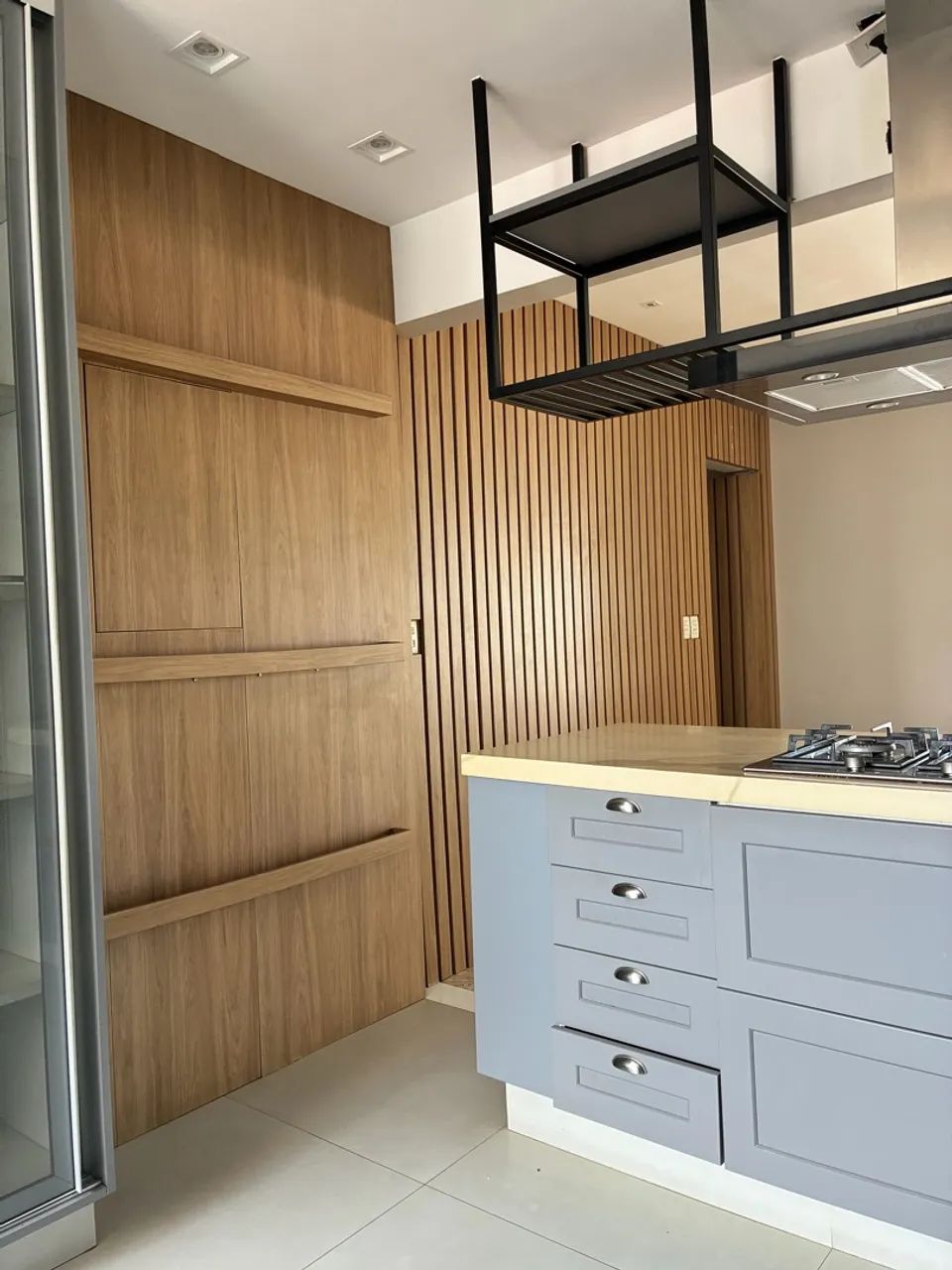 Edifício Maison Blanche em Belém do Pará com três quartos sendo um suíte e duas vagas  - Foto 3