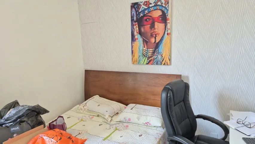 Cama de casal Queen completa com colchão