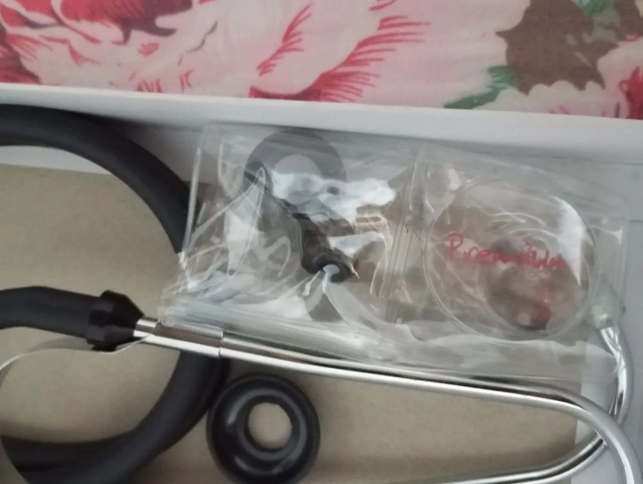 Vendo estetoscópio nunca usado  - Foto 2