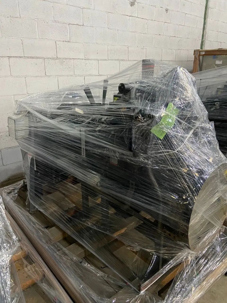 MOTOR DIESEL CUMMINS 4B4.5 100HP POWER UNIT - Foto 3